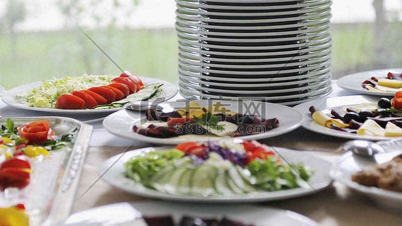 食品加工厂选址：如何规避风险，打造优质生产线**